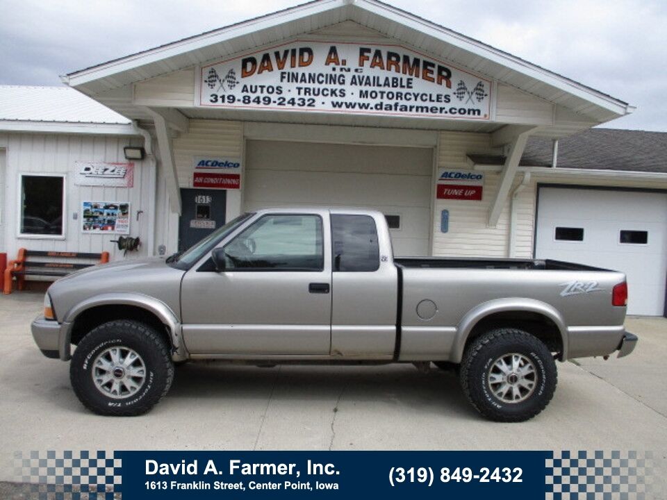 2002 GMC Sonoma  - David A. Farmer, Inc.